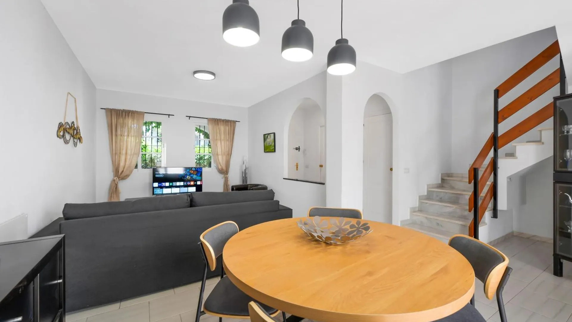 Holiday home Sunny Fuengirola Villa With Pool & Private Terrace